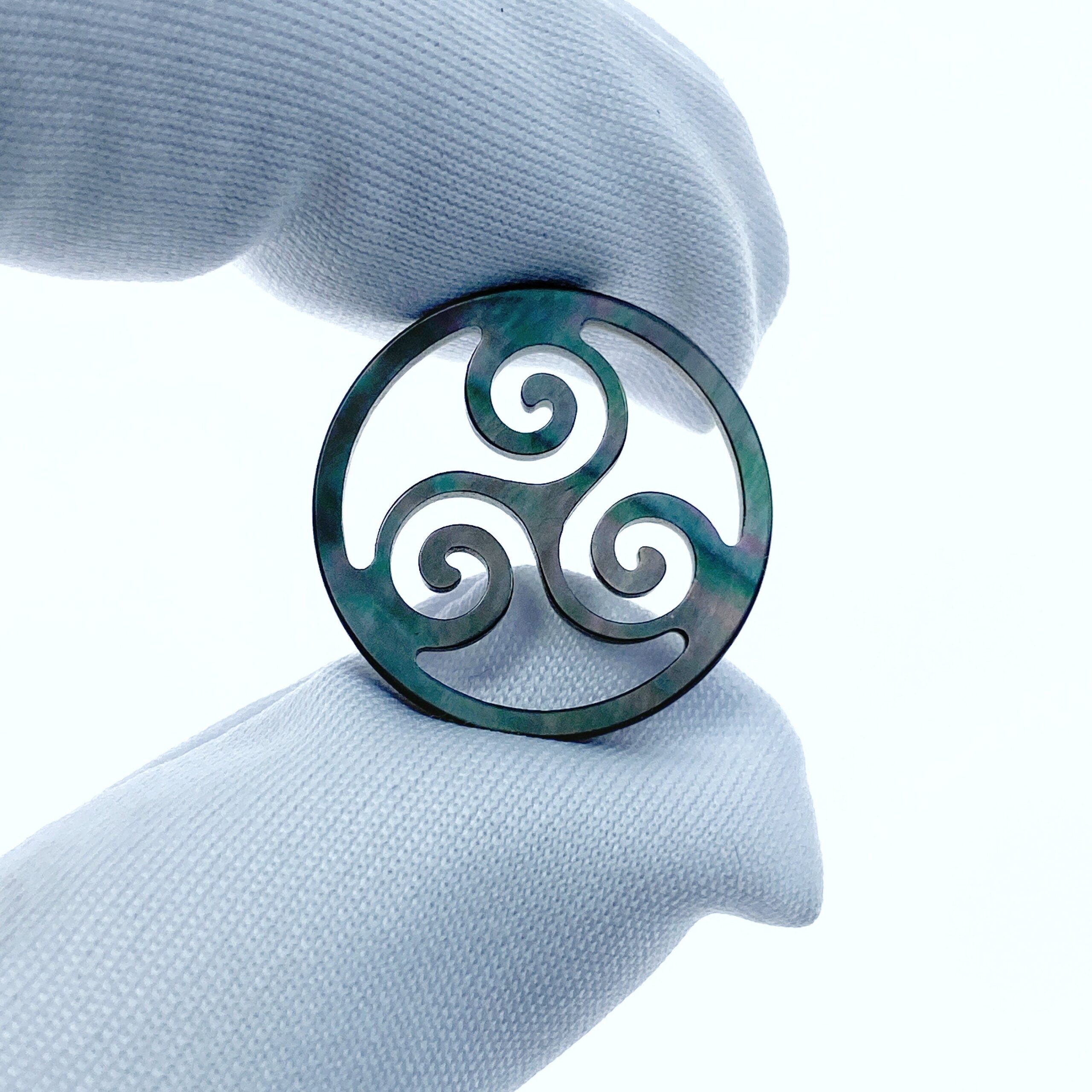 dbac8b5c-2fc7-5d7d-a8c4-357056f0fadcjpg - Beadsy.com